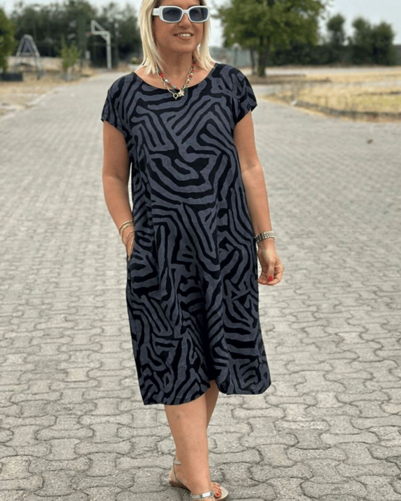 Claudia™ | Summer Dress with Round Neckline and Beautiful Print