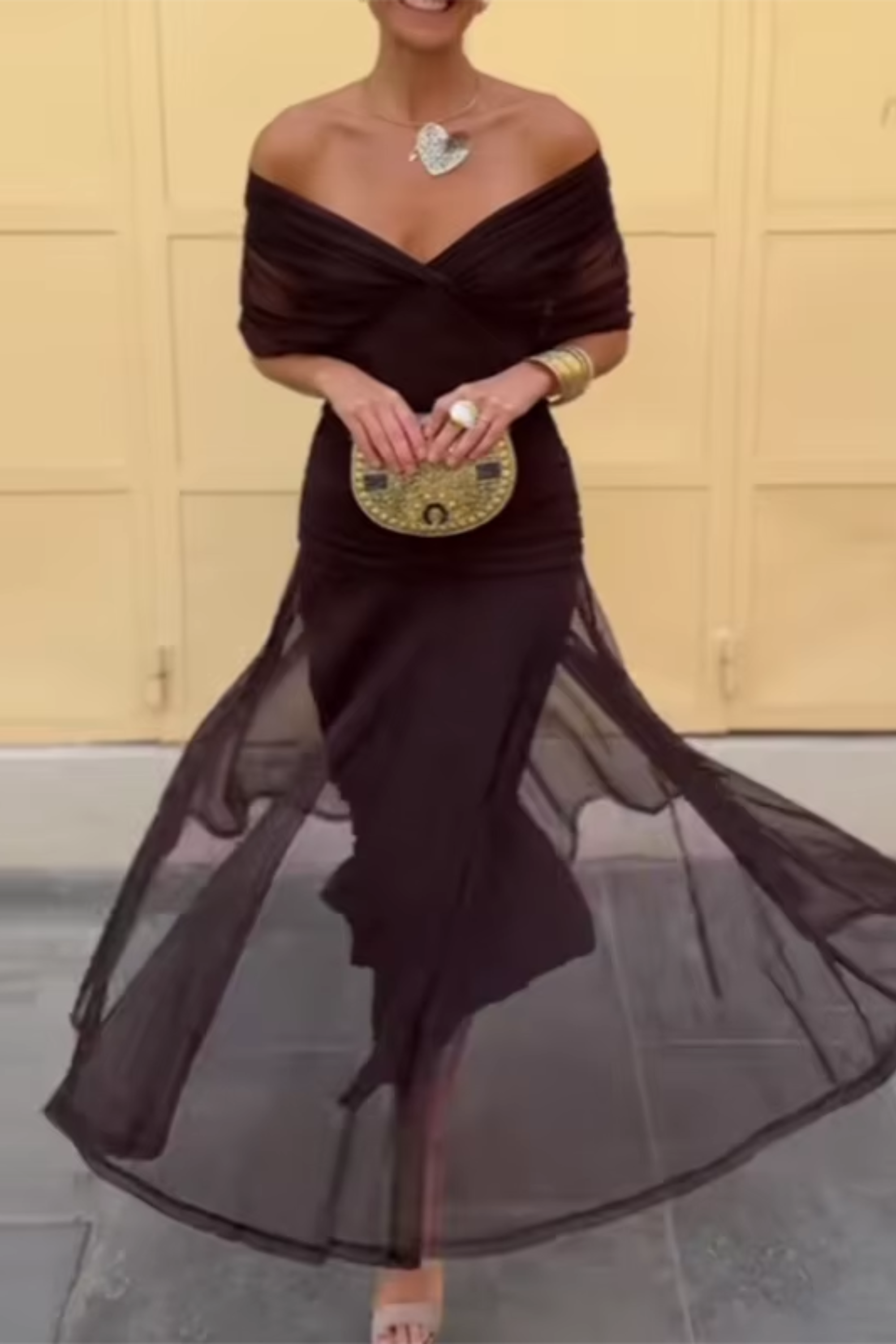 Élodie | Robe Maxi de Fête Élégante à Col V