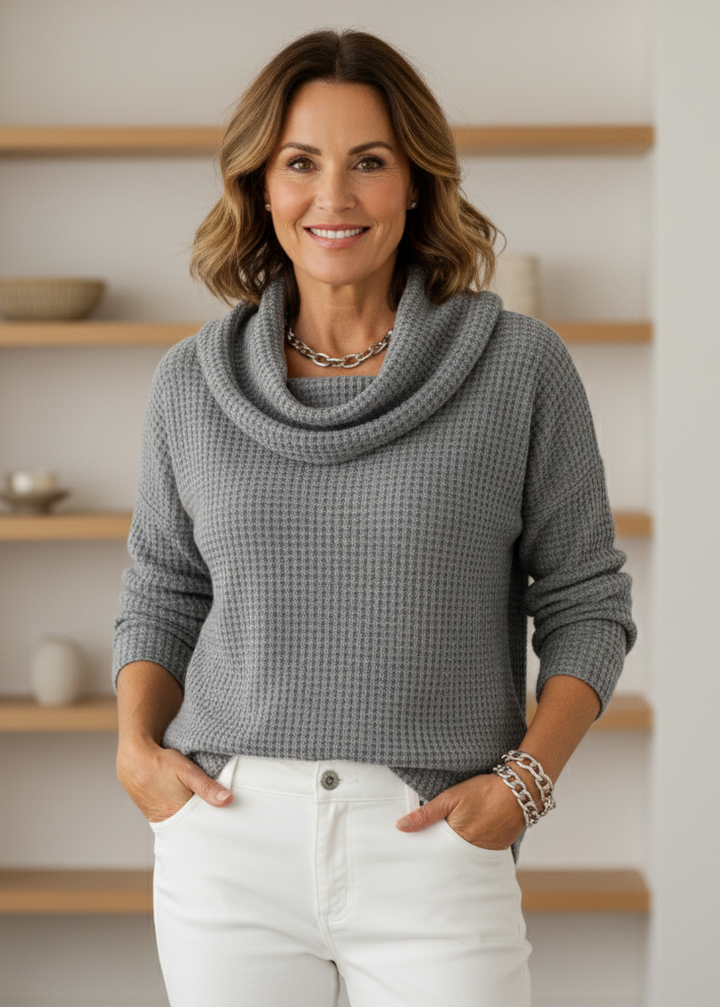 Judith™ | Pull Gaufré Chaud avec Col Cascade Élégant