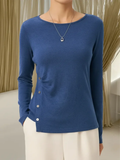 Mila – Knitted Top Featuring Delicate Button Accents