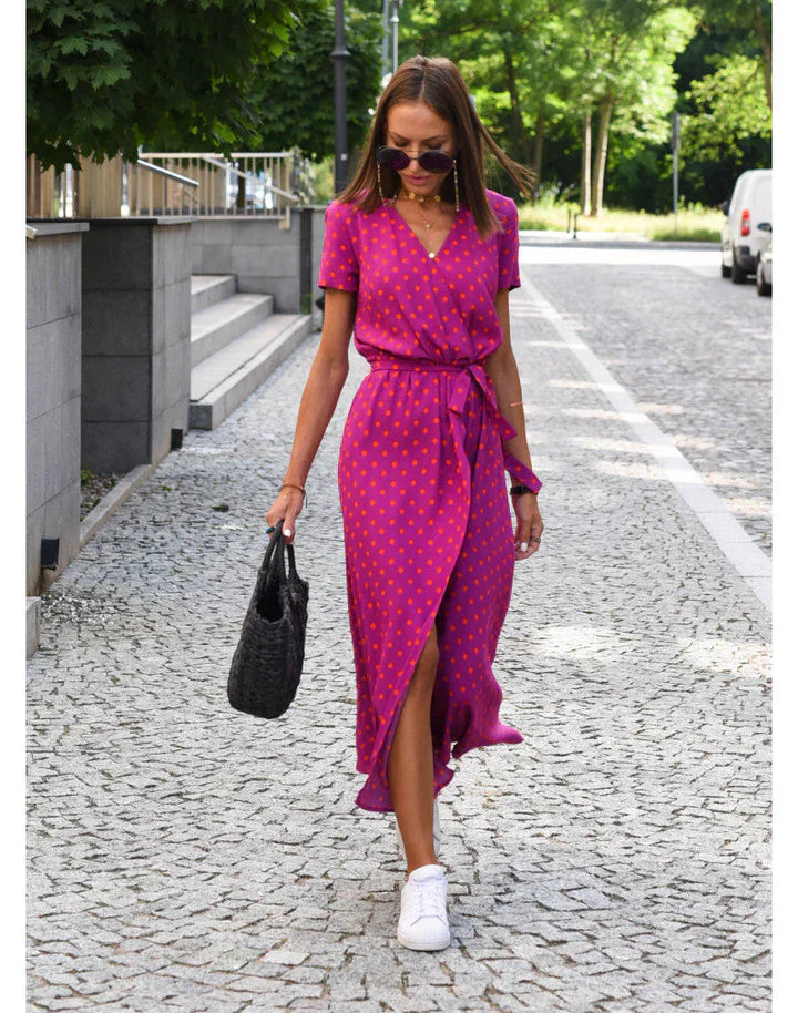 Annie™ | Elegant Dress with V-Neck and Tummy Coverage