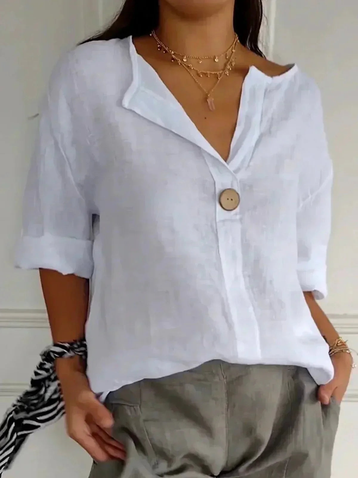 Barbara | Relaxed V-Neck Top