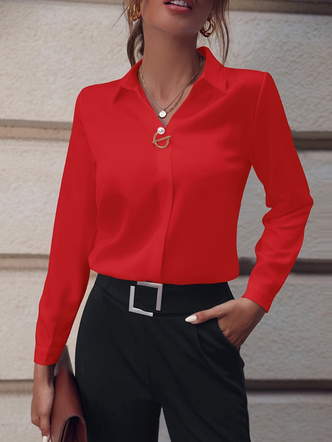 Martina | Blusa Chiffon Elegante con V - Scollo e Botton - Amore - Milano.it