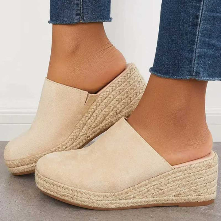 Emma - Stylish sandals with an orthopedic platform